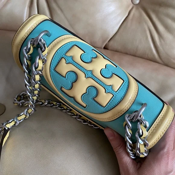 Tory Burch Fleming Quilted Patent Leather Convertible Shoulder Bag - Picture 4 of 15